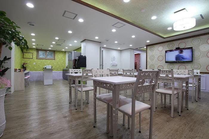 Gyeongju Friend Guesthouse Εξωτερικό φωτογραφία