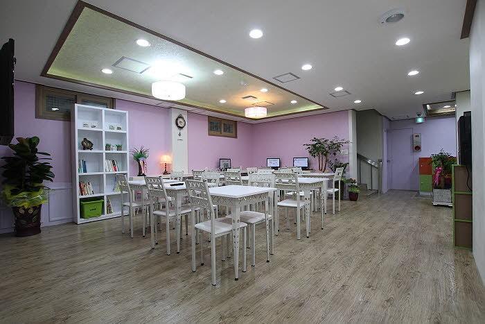 Gyeongju Friend Guesthouse Εξωτερικό φωτογραφία