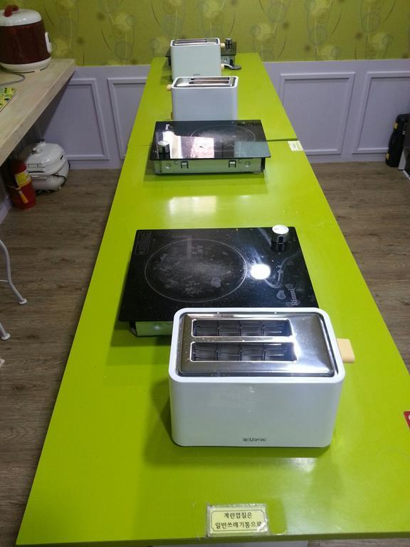 Gyeongju Friend Guesthouse Εξωτερικό φωτογραφία