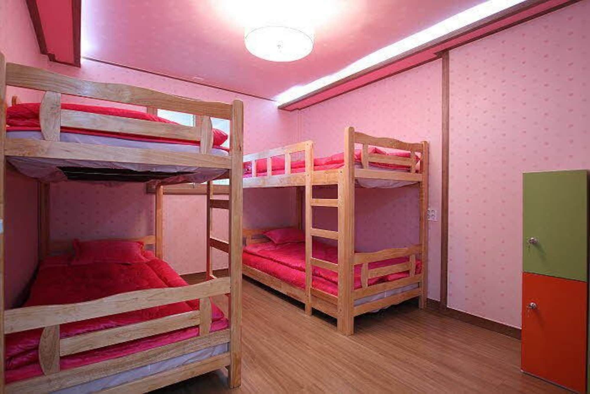 Gyeongju Friend Guesthouse Εξωτερικό φωτογραφία